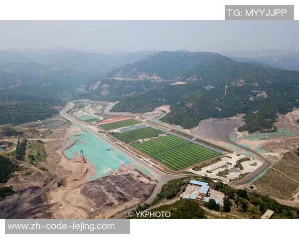 足球模拟沙盘助力青少年培养团队合作与战术思维的创新实践平台